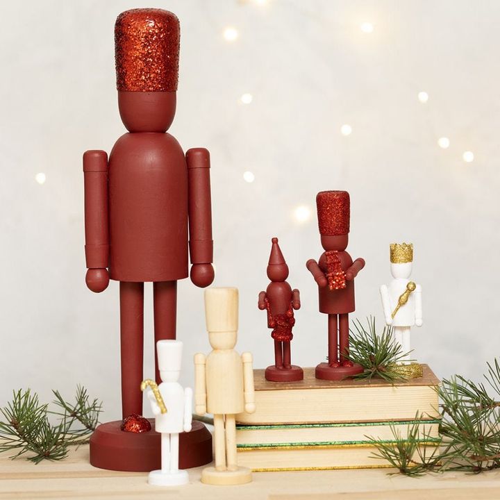 Lesena figurica za dekoracijo - Hrestač 18 cm — slika 4