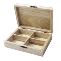 Lesena škatla s 4 predelki 14 x 10 x 3,5 cm – poln pokrov