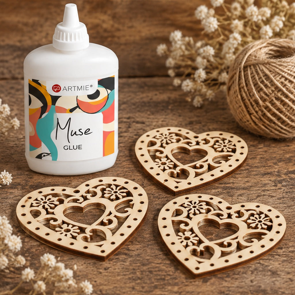 Leseni izrezki srček z ornamentom 5 x 5 cm - set 5 kosov