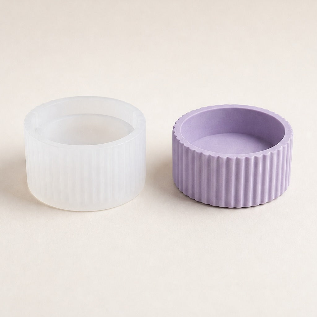 Prilagodljiv silikonski model za vlivanje dekoracij za dom – nízka vrúbkovaná dóza – ⌀ 8,2 × 4 cm