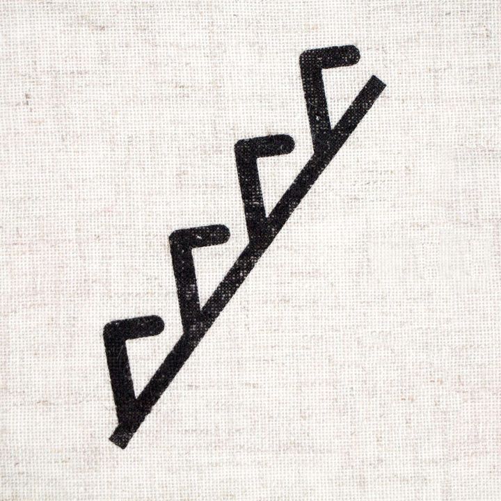 ROSA TALENT Leseni žig št. 7 Geometrija – pogled 2